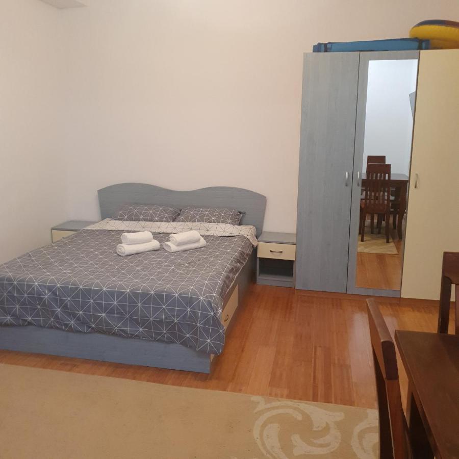דירות Apartament O Camera מאמאיה מראה חיצוני תמונה